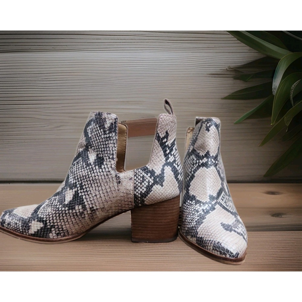 Lucky Brand Jabilo Ankle Boot Leather Snakeskin Pointed Toe 9M Multicolor Bootie